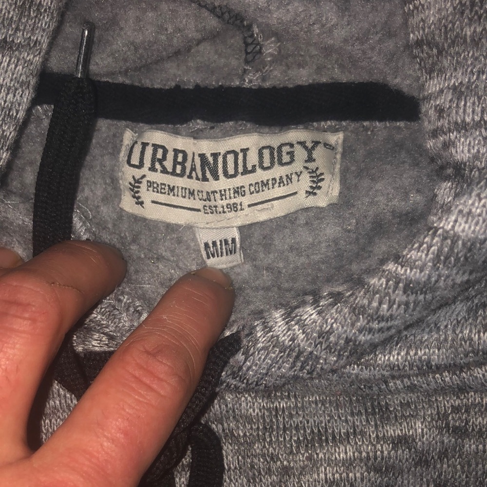 Ecko sweater - Picture 3 of 3